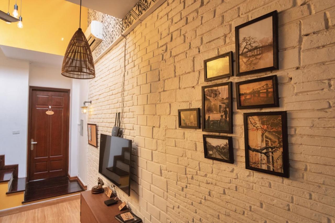 Entire French House With 4 Bedrooms In Hanoi Downtown Exterior photo